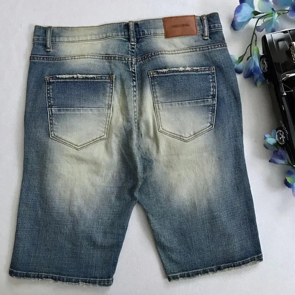Decibel NWOT Medium Wash Jean Shorts Men 34 - Picture 7 of 10